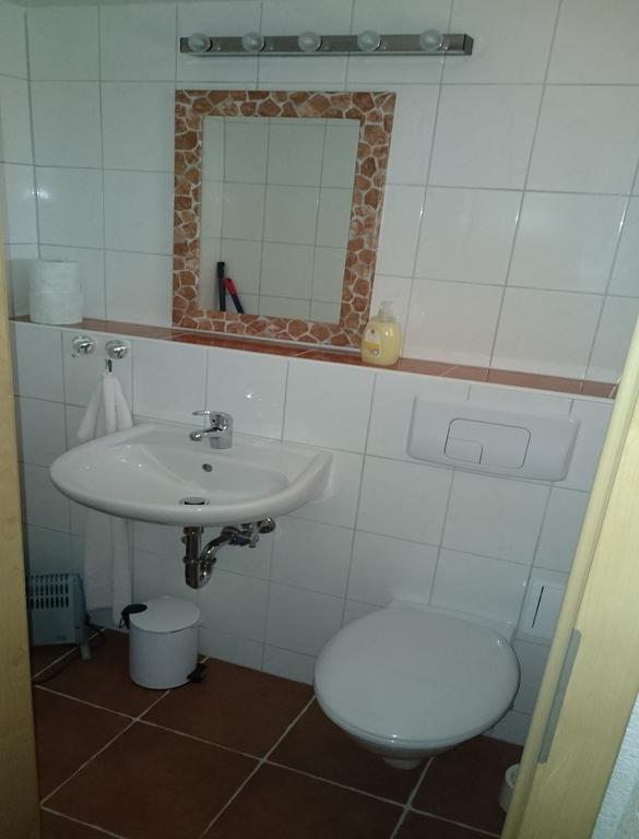 Feriendorf "Am Forsthaus" Mosbach Mosbach  Extérieur photo